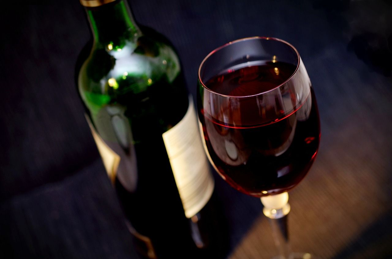 Akcesoria do wina – co się przyda?