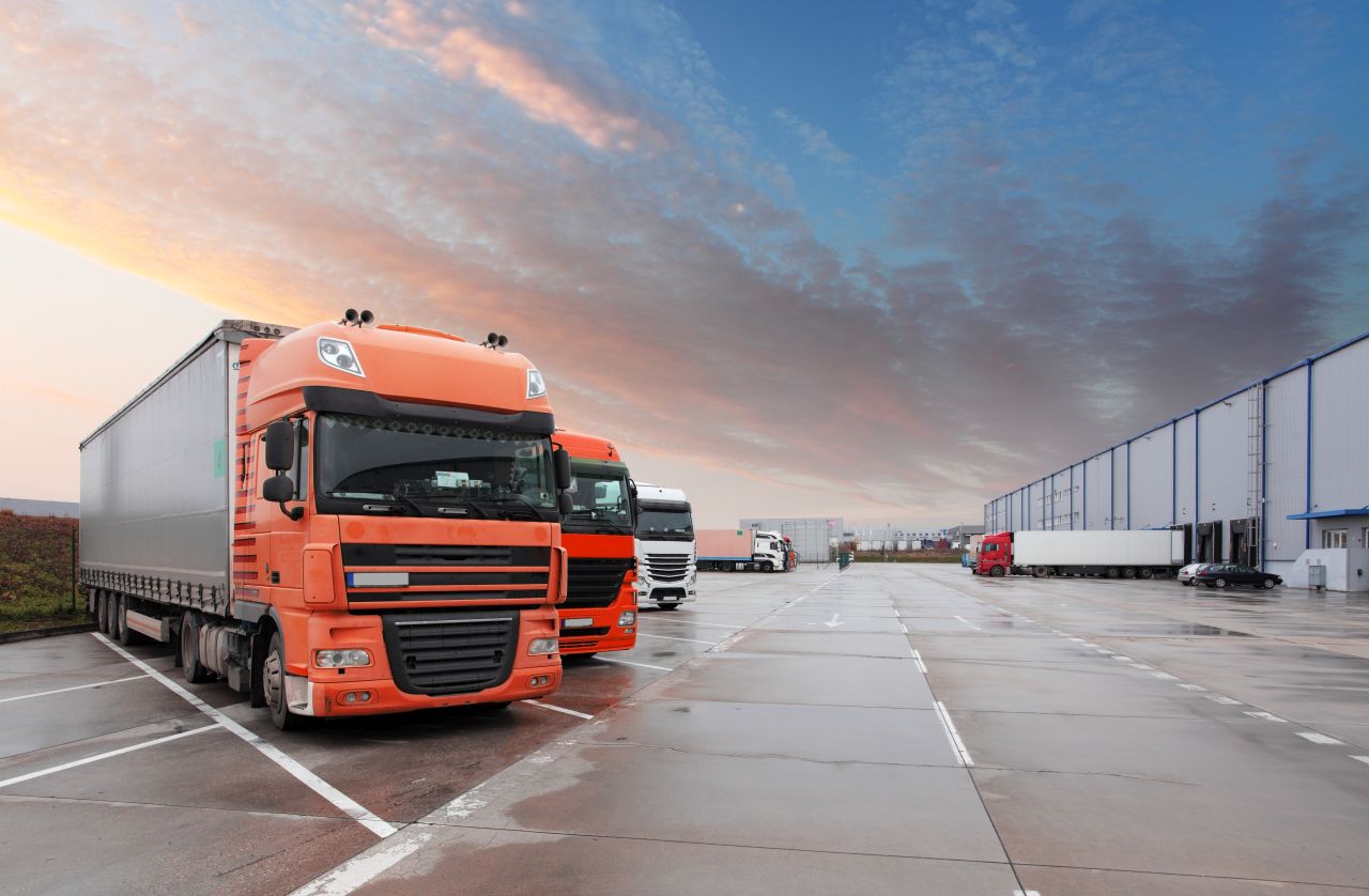 Jaki wpływ na komfort jazdy samochodem ciężarowym mają opony?