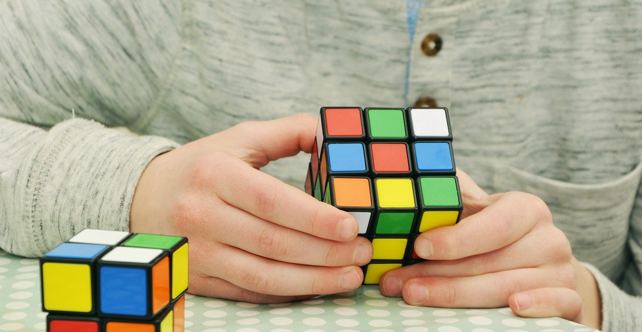 Różne wersje kostki Rubika – jaką wybrać?